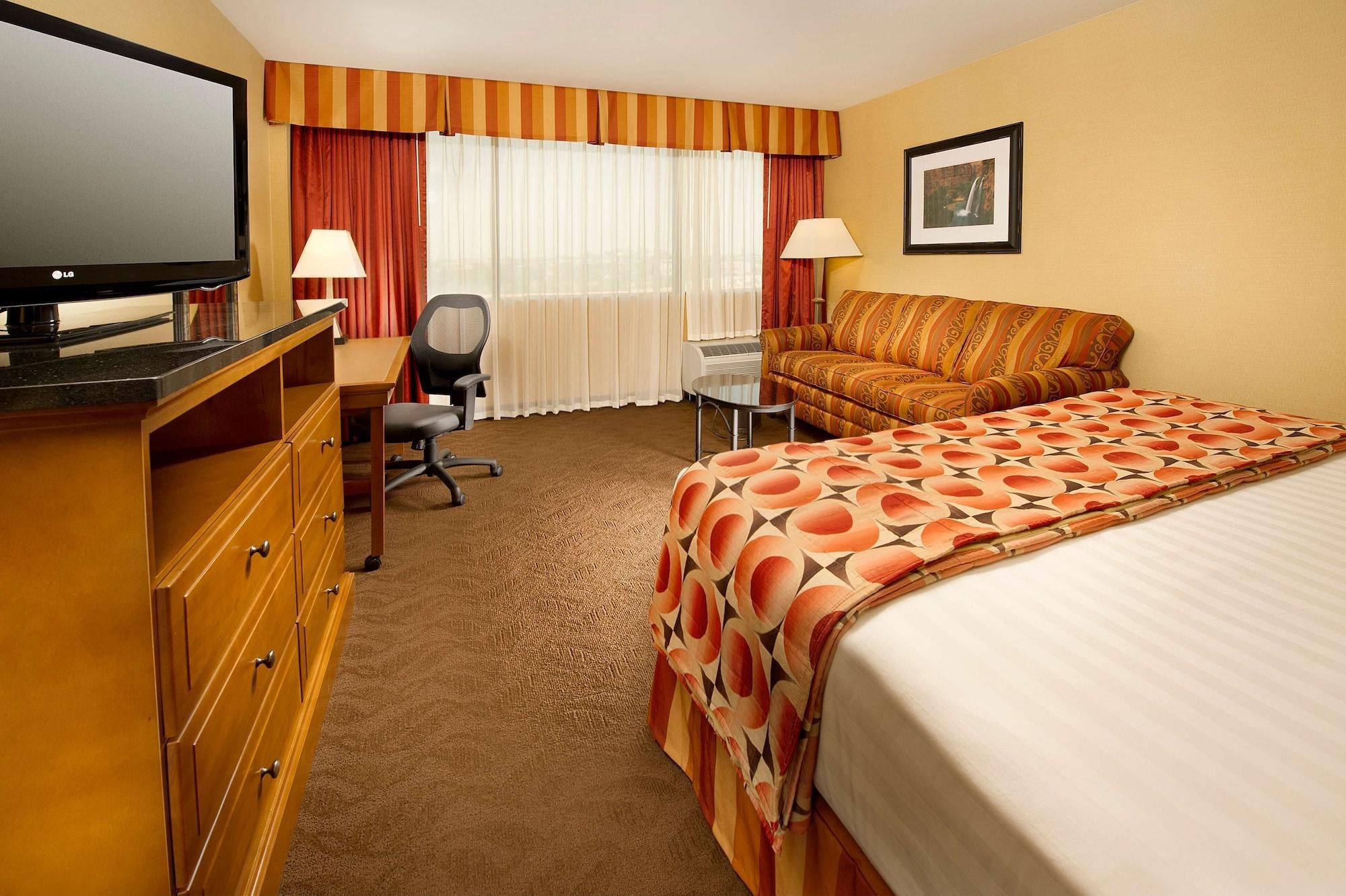 Drury Inn & Suites Phoenix Airport Экстерьер фото