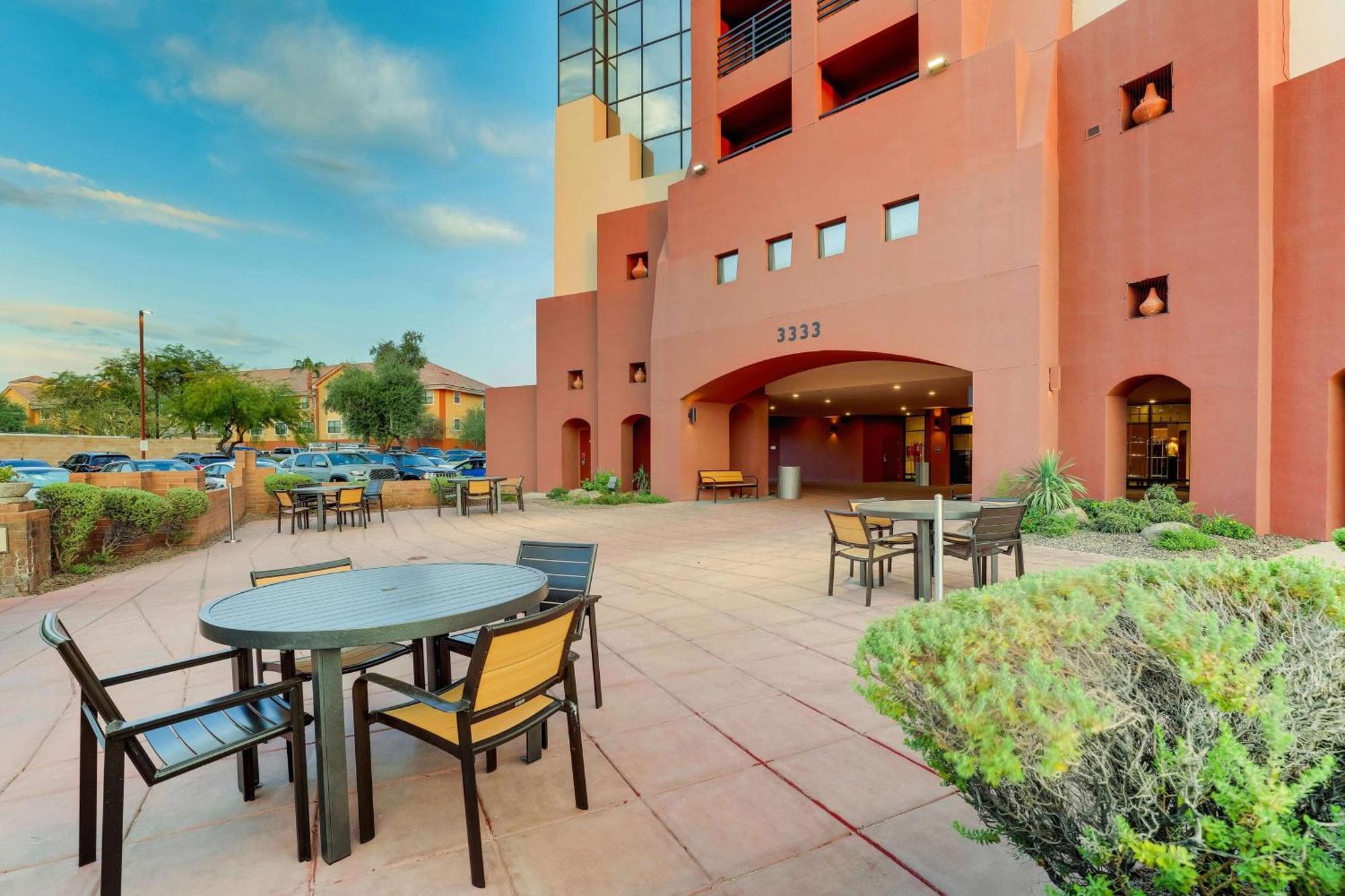 Drury Inn & Suites Phoenix Airport Экстерьер фото