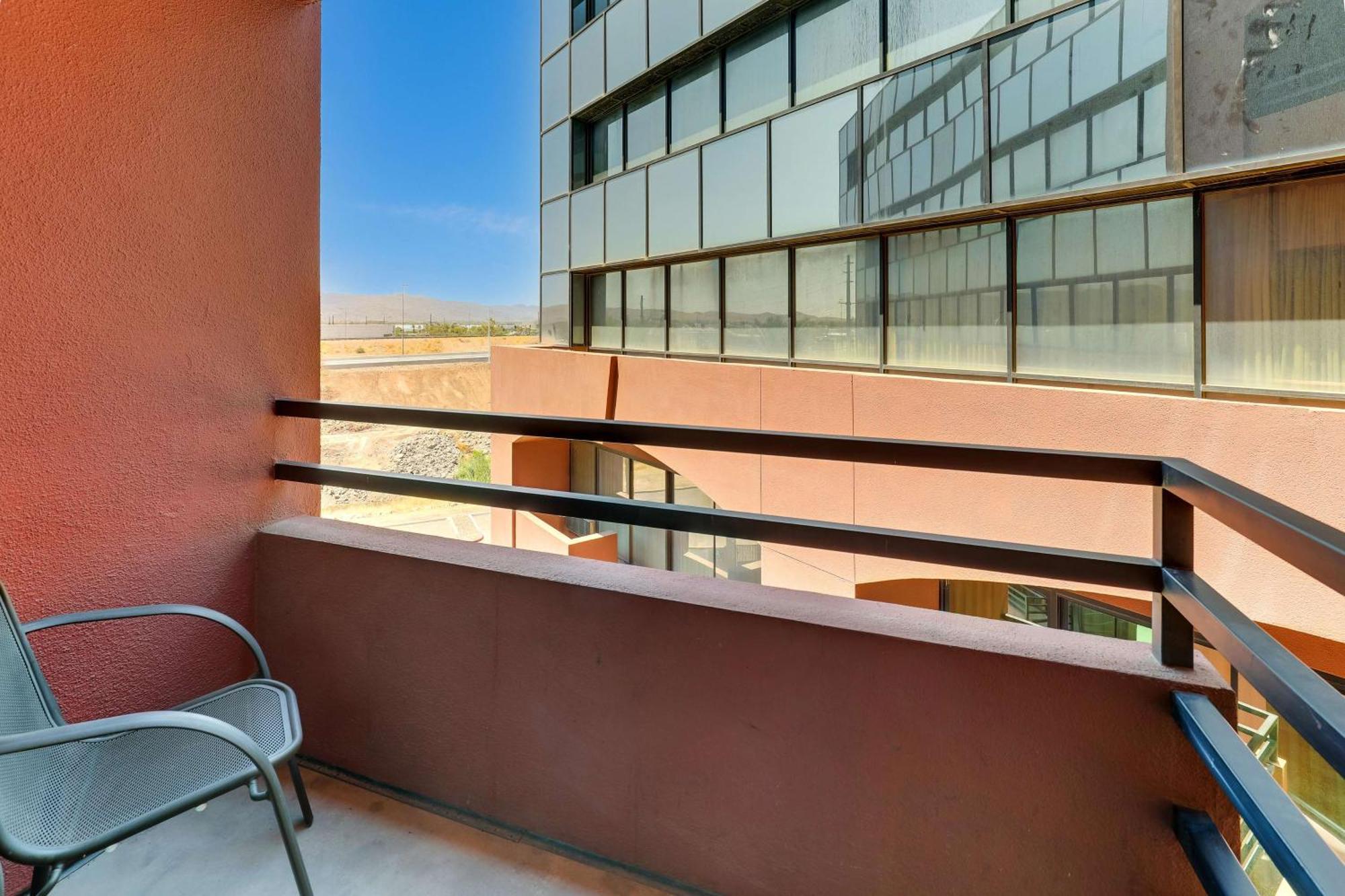 Drury Inn & Suites Phoenix Airport Экстерьер фото