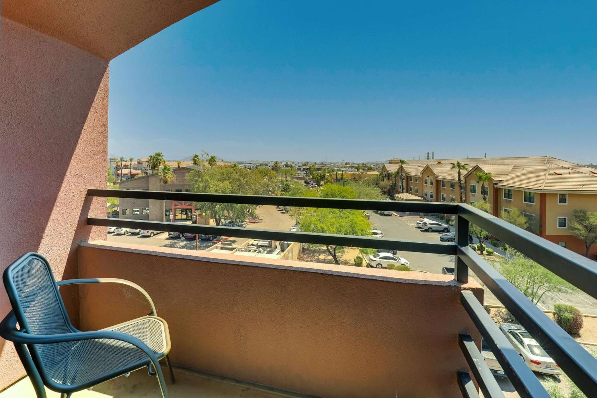 Drury Inn & Suites Phoenix Airport Экстерьер фото